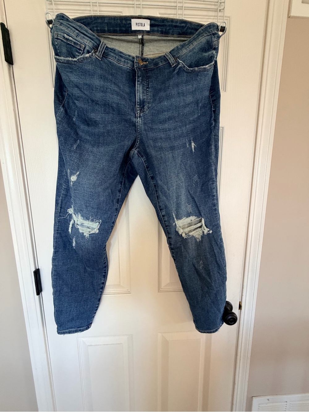 pistola Distressed Dark Blue Boyfriend Jeans